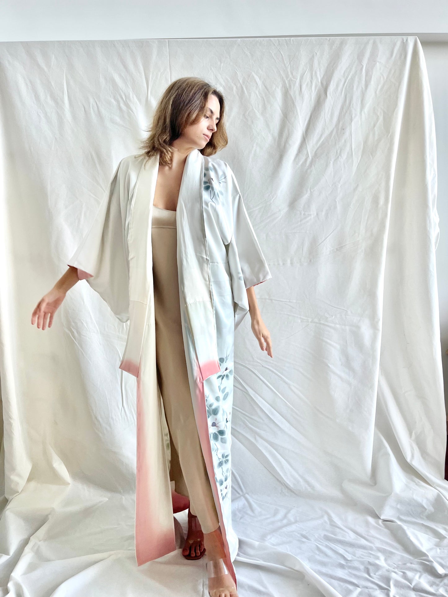 kimono white and blue 4