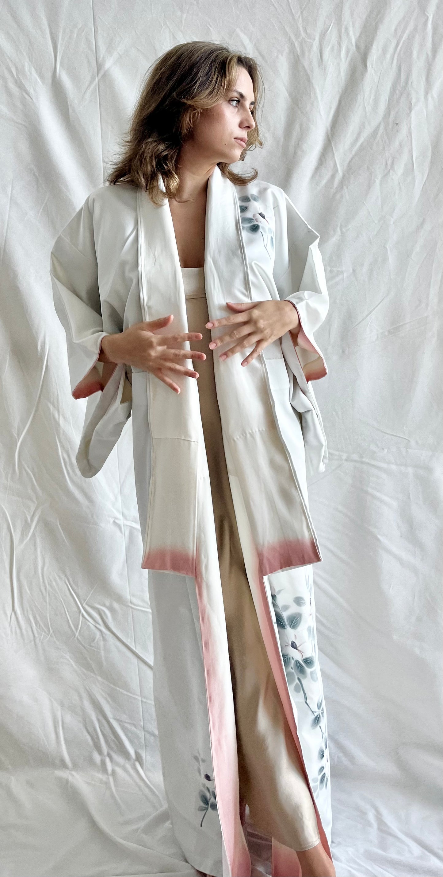 kimono white and blue 2